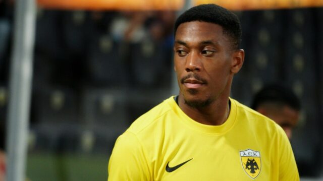 Anthony Martial vyložený Aekom Aténmi po jednom období na omráčenie úplne nového klubu 

