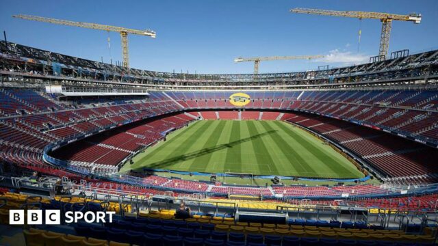 Cranes above the Nou Camp in Barcelona 