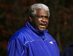 Bobby Grier, popravca NFL a otec Dolphins GM, zomrel o 82