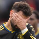 Bruno Fernandes bol „poškodený na chrbte“ a „získal to správne“