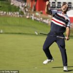 Bryson DeChambeau oslavuje v nedeľu svoj polčas proti európskemu Mattovi Fitzpatricku