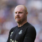 Bývalý inštruktor Everton Sean Dyche podporil vedenie medzi najlepšími klubmi Globe.