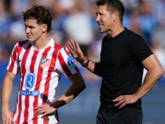 Diego Simeone reaguje na rastúce rozhovory o odchode Juliana Alvareza Bývalý tréner Juliana Alvareza - „Určite by odišiel do Barcelony už od ...“