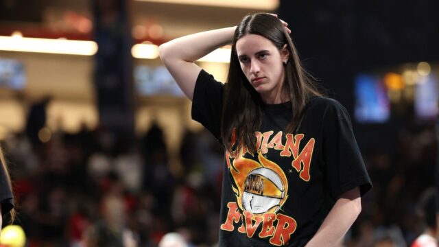 Caitlin Clark pokutoval 200 dolárov od WNBA za poznámku Instagramu týkajúce sa odkazov 

