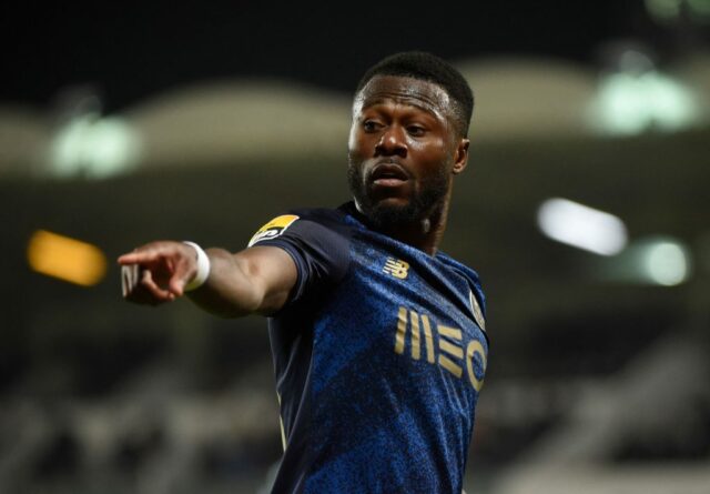Chancel Mbemba predložil zákonný problém v porovnaní s Marseille 

