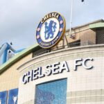 Chelsea React, keď ich FA zasiahla 74 poplatkov za predpokladané osady zástupcom