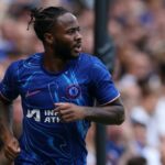 Chelsea odovzdala úplne nový Raheem Sterling Problémy, keď sa deklarácia ₤ 25 m urobila
