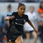 Chelsea sa dostane k hovoreniu, aby získala Alyssa Thompson z Angel City