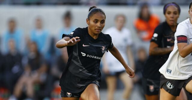 Chelsea sa dostane k hovoreniu, aby získala Alyssa Thompson z Angel City 

