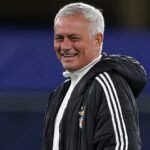 Chelsea vs Benficca-Organizácia Champions: Live Hodnotenie, informácie o skupine a aktualizácie, keď Jose Mourinho robí vysoko očakávaný návrat Stamford Bridge, pretože novo menovaný zamestnávateľ Benfica chce načítať ešte viac úzkosti voči zlyhaniu Blues Blues