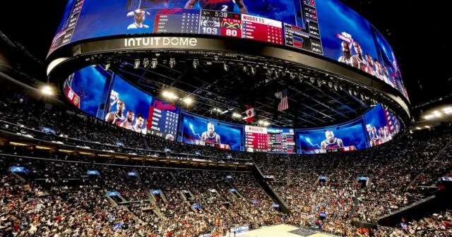 Clippers takmer ponúkol sektor, ktorý identifikoval občianske slobody klamlivej firme 

