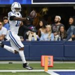 Fanúšikovia NFL boli v šoku, keď Indianapolis Colts široký prijímač Adonai Mitchell prepadol loptu