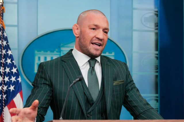 Conor McGregor tvrdí, že vyjednáva s Donaldom Trumpom na rozdiel Miguel Delaney: vo vnútri futbalu