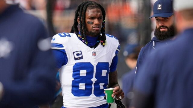 Cowboys wr Ceedee Lamb prepustil vs. medvede so zranením členkového kĺbu 


