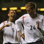 Crouchov robotický tanec porazí Messiho v vedúcom 20 legendárnych futbalových večierkoch