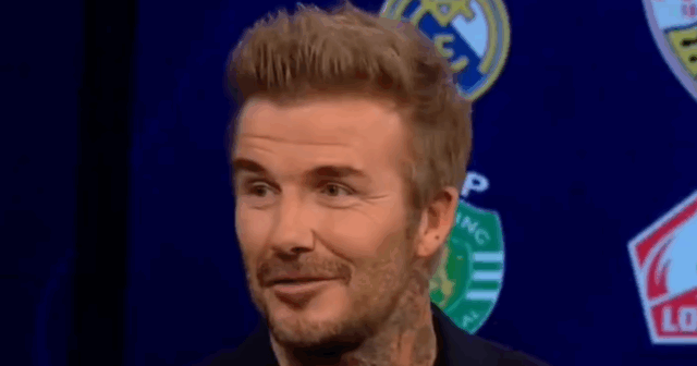 David Beckham a Jamie Carragher hore v náručí nad Liverpoolom a organizáciou konkurencie majstrov skutočne dúfa 

