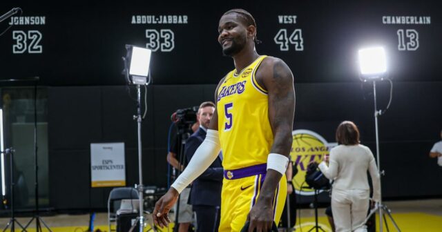 DeAndre Ayton nevyužíva svoju „poslednú príležitosť“ pre daný s Lakersom 


