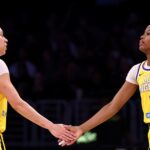Dearica Hamby a spúšťa stratu mystikov, aby zostali v play -off vyhľadávaní