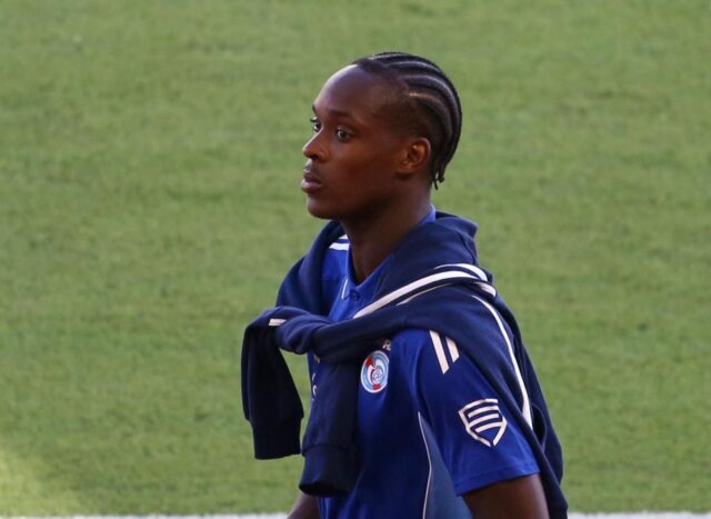 Diego Moreira skočí na ochranu úplne nového Chelsea a dokončuje Emanuel Emegha, ktorý spĺňa zneužívanie nasledovníkov 

