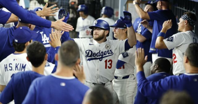 Dodgers sa skutočne cítia vážnosť, aby poskytovali ďalší názov Globe Collection pre LA 


