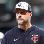Dvojhla hasičský supervízor Rocco Baldelli Po 7 obdobiach, dokument 70-92
