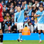 Erling Haaland a Phil Foot Program Indikátory dokončenia Manchester City ID