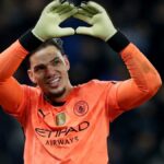Fenerbahce ukazovatele brankár Ederson z Manchester City