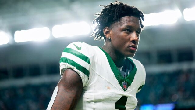 Gardner Jets 'omáčka vyhlasuje skupinu Trest Tunish z dôvodu dokumentu o prepustení 


