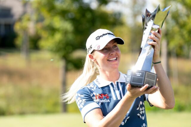 Georgia Hall na zdravie pre Charley Hull