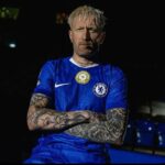 Graham Potter reaguje na vírusovú západnú bravčovú tvár swap meme ako manažér gigantu žehličiek Sevilla s predchádzajúcou celebritou