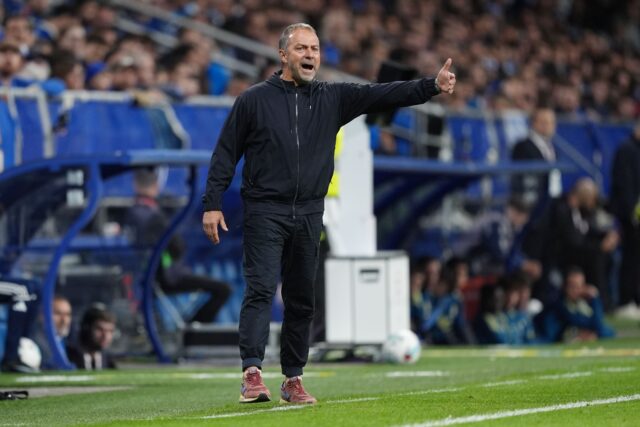Hansi Flick overuje problém zranenia po úspechu v Barcelone 

