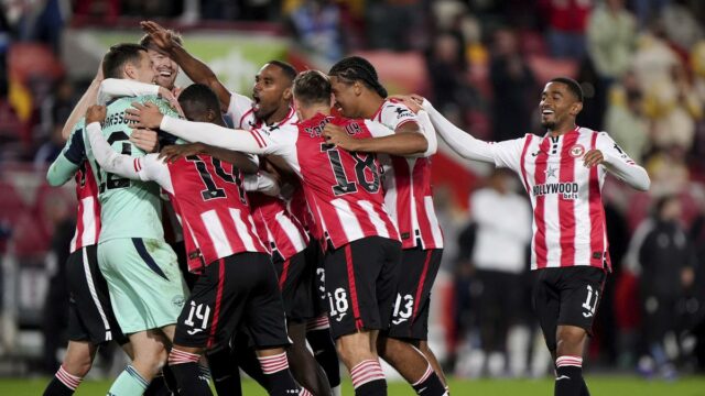 Hrnček Carabao: Aston prenájom nehnuteľností Nakoniec ratingy, napriek tomu sa prepája do Brentfordu; Grimsby Community porazí Sheffield v stredu 

