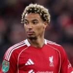Hugo Ekitike odhaľuje skutočné farby po sankcii, pretože Liverpool sa rozhodne