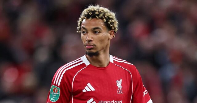 Hugo Ekitike odhaľuje skutočné farby po sankcii, pretože Liverpool sa rozhodne 

