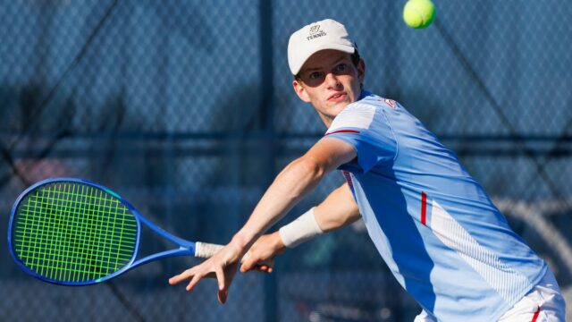 Ihsaa mladí chlapci tenis svätý Joseph vs. Carmel vedú medzi hodnotené skupiny 

