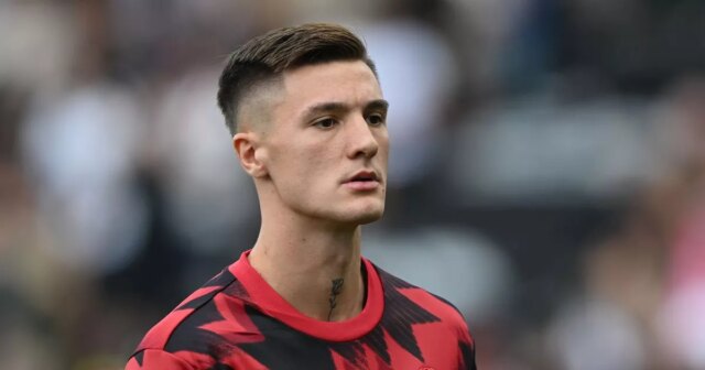 Informácie Guy Utd: Benjamin Sesko Stres vysvetlený ako Andre Onana nakoniec získava sen 


