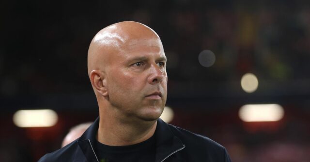 Informácie o Liverpoole: Marc Guehi Alternate hľadal, pretože Arne Port sa stretne s dilemou v centre chrbta 

