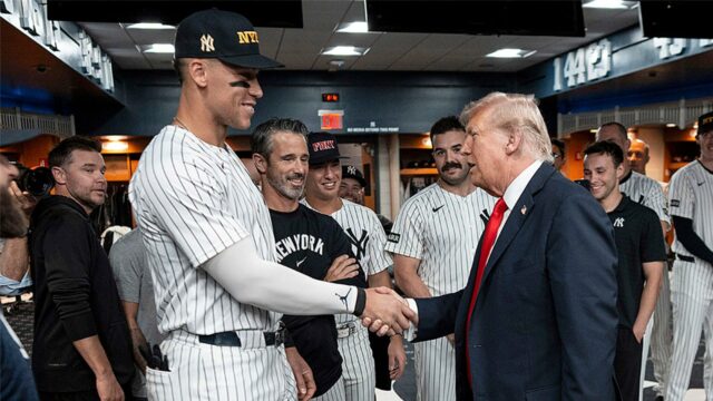 Informácie o MLB: Yankees 'Aaron Court State Group vyžaduje po výhre Trump „okolo ešte viac“ 

