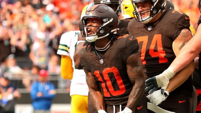 Informácie o NFL: Browns zúfalé Packers na pozoruhodnom odchode koša pre počiatočné výhra 

