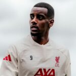 Informácie o skupine Liverpool: Prognózované XI vs Burnley s tvrdým telefónnym hovorom ISAK | Futbal | Športová aktivita