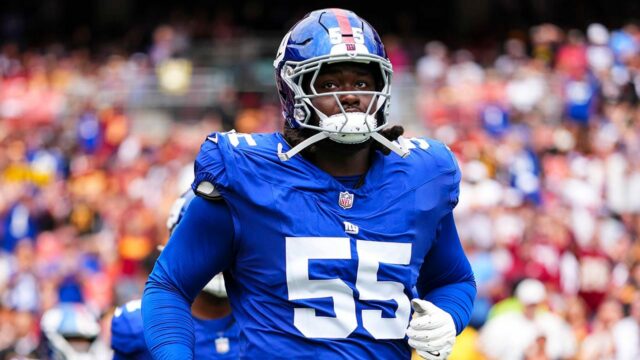 James Hudson III Giants, umiestnený pod mikroskopickú šošovku vs Cowboys 

