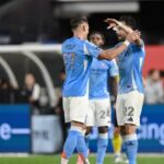 Julian Fernandez štrajky neskoro ako tím NYCFC Borders v Yankee Arena