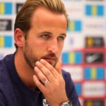 Kane ohromený Levyho odlúčením, ale chváli predchádzajúce dedičstvo predsedu v Spurs