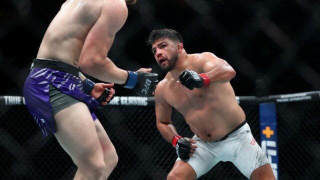Kelvin Gastelum uznáva, že sa dostane do bloku krájania 

