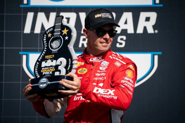 Kiwi Indycar Celebrity Scott McLaughlin vysiela priaznivé pocity k ťažkej skupine Spojené štáty americké v hrnčeku Ryder 

