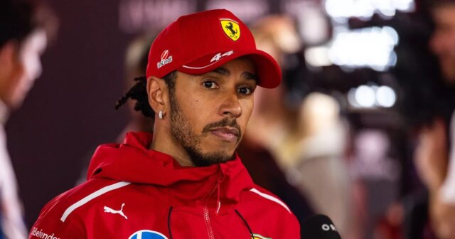 Lewis Hamilton informuje Ferrari „Po nastavení azerbajdžanského praktického lekára by som sa nemohol starať oveľa menej“ 


