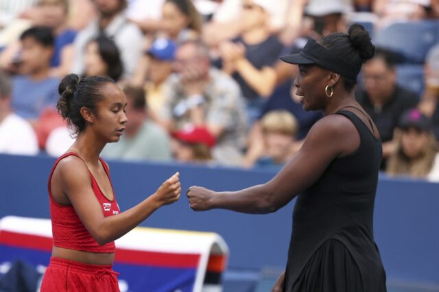 Leylah Fernandez Venus Williams stratí v USA Open Dvojhra štvorhra štvrťfinále