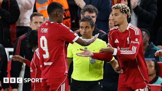 Liverpool: Alexander Isak konkurenti skvele pre mňa štáty Hugo Ekitike 

