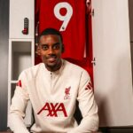 Alexander Isak je - konečne - hráč Liverpoolu po najväčšej letnej ságe prenosu