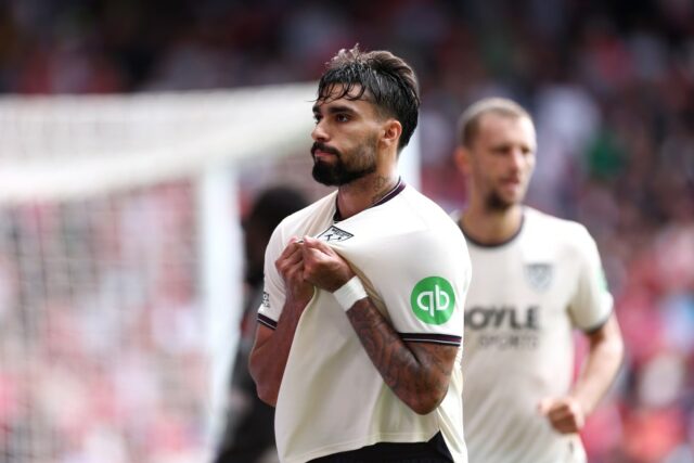 Lucas Paqueta sa ukáže, aby odhalil, keď určite opustí západné bravčové týždne po zlyhaní prevodu 

